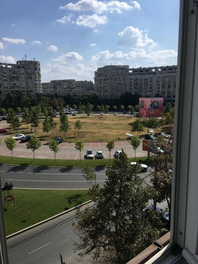 Alba Iulia Square - Apartments And Studios Букурещ Екстериор снимка